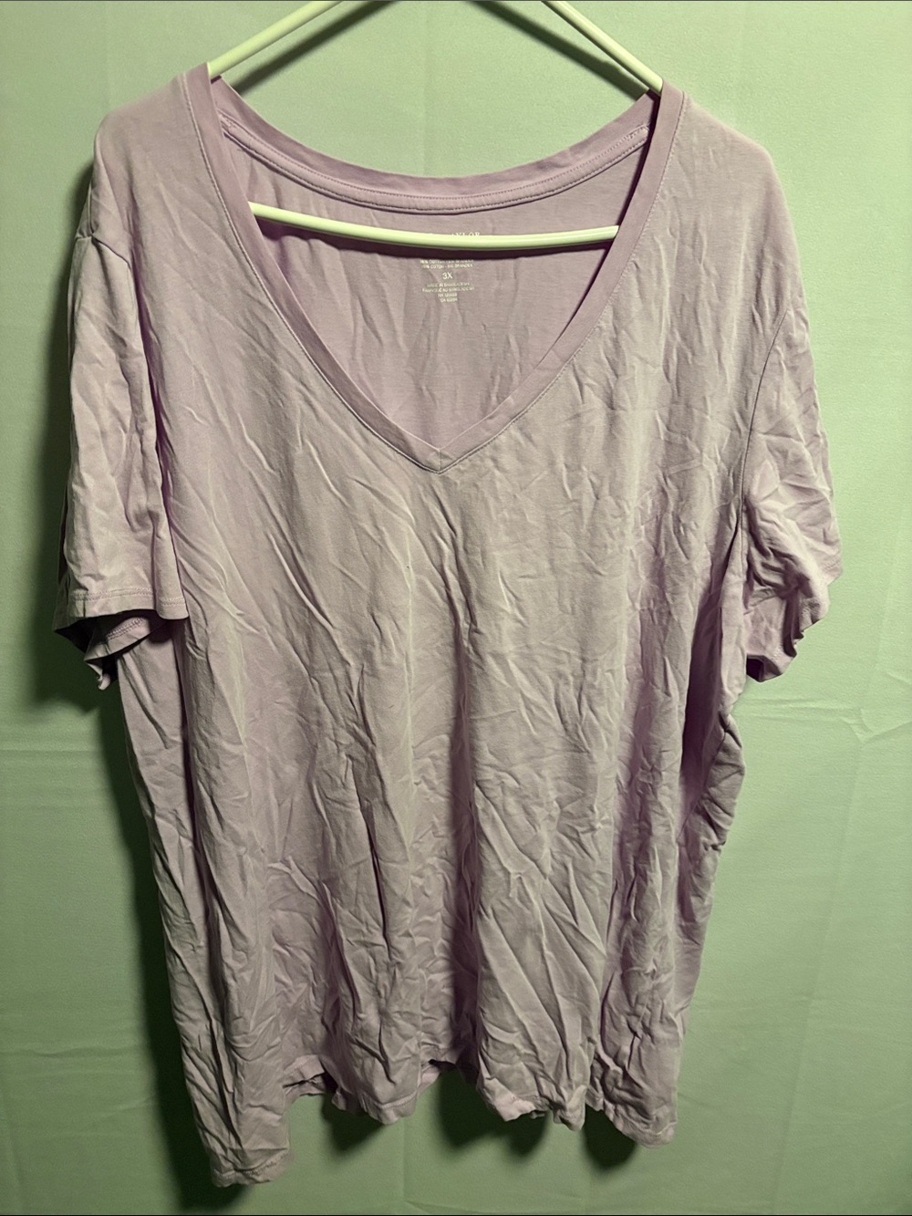 Lord & Taylor Light Lavender V-Neck Tee